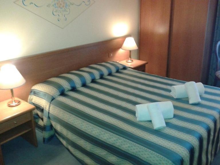 Hotel Casa Rossa Montecatini Terme Quarto foto